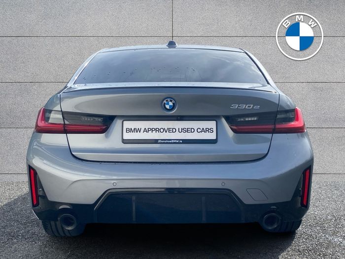 BMW 3 Series 2023