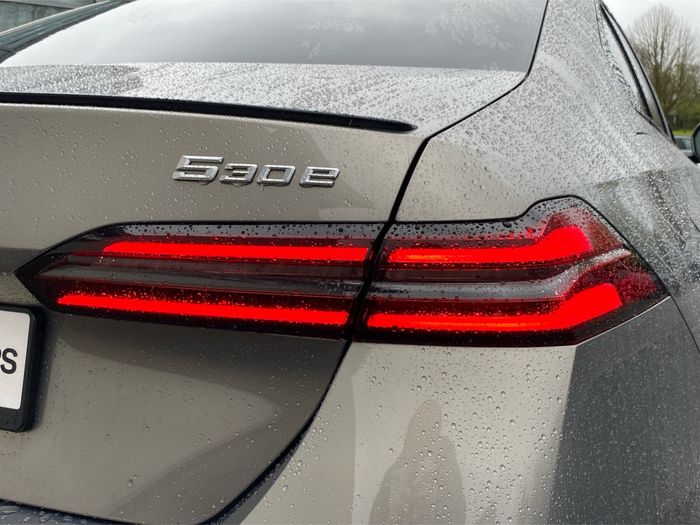 BMW 5 Series 2024