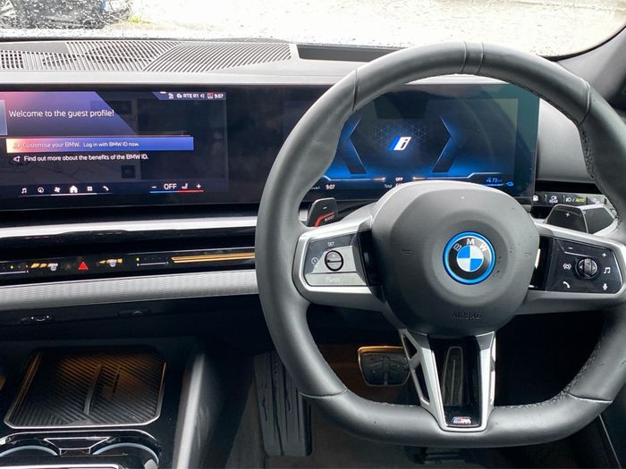 BMW 5 Series 2024