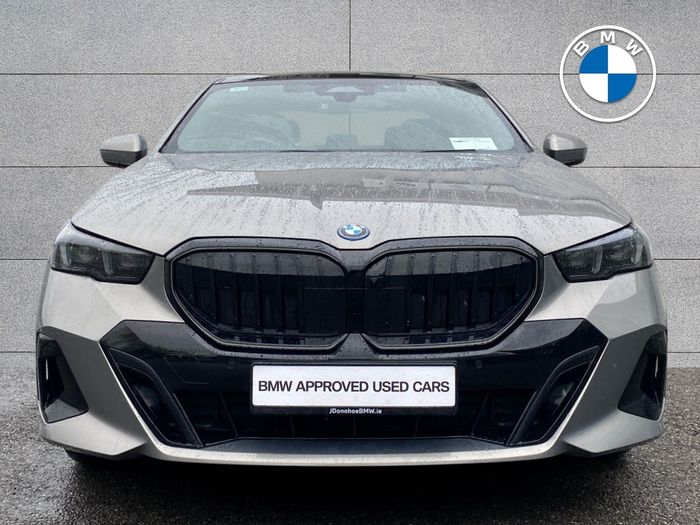 BMW 5 Series 2024