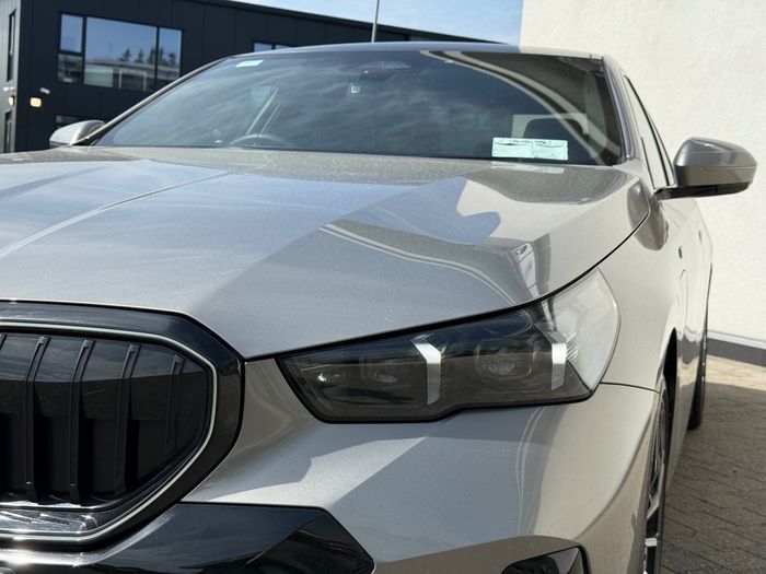 BMW 5 Series 2024