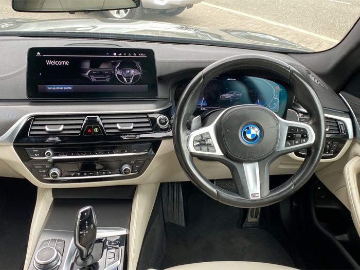 BMW 5 Series 2022