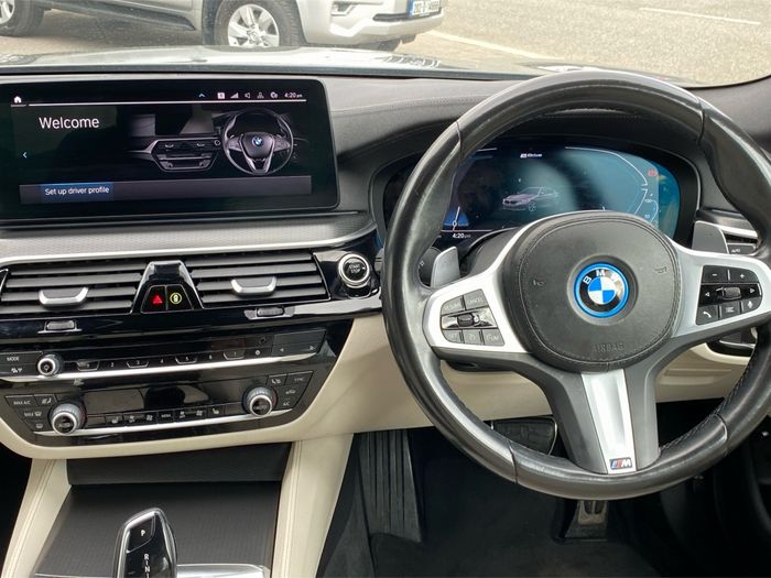 BMW 5 Series 2022