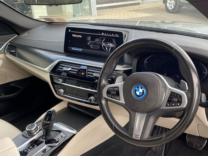 BMW 5 Series 2022