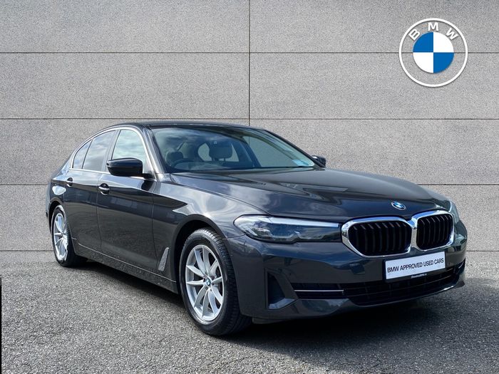 BMW 5 Series 2022