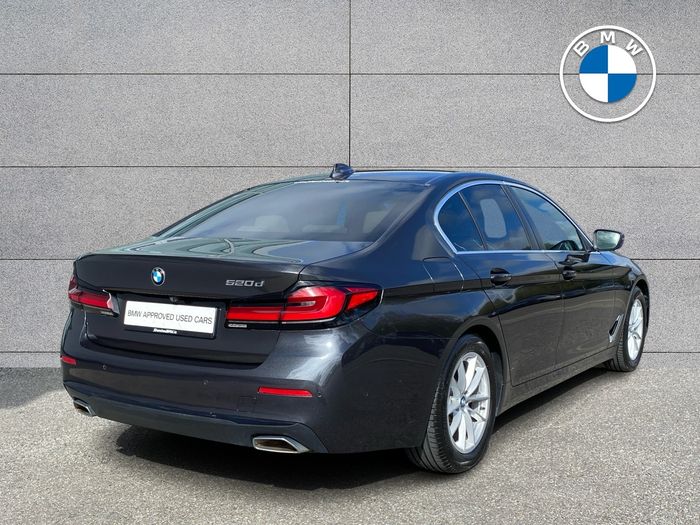 BMW 5 Series 2022