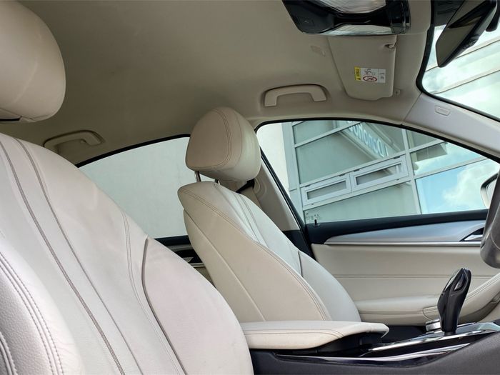 BMW 5 Series 2022