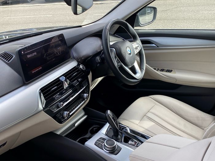 BMW 5 Series 2022
