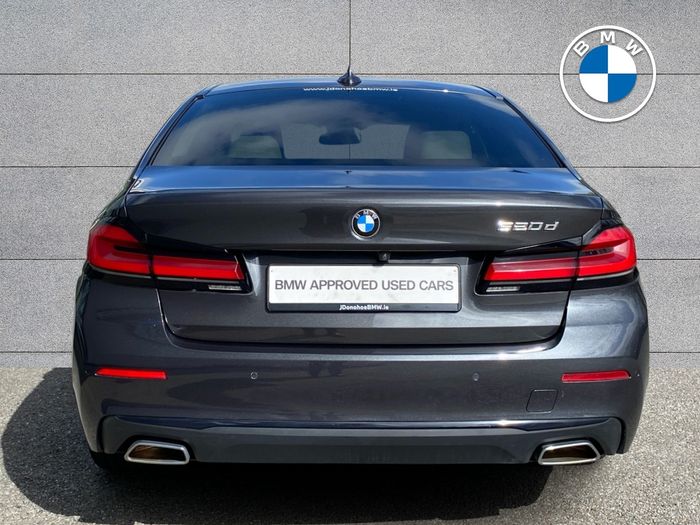 BMW 5 Series 2022