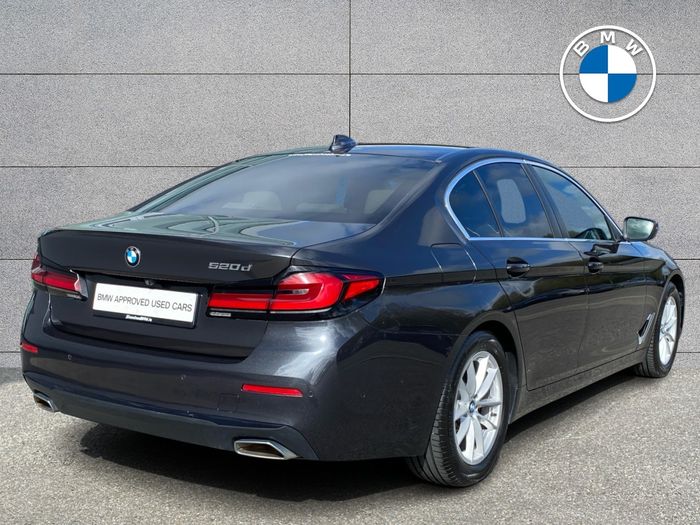 BMW 5 Series 2022