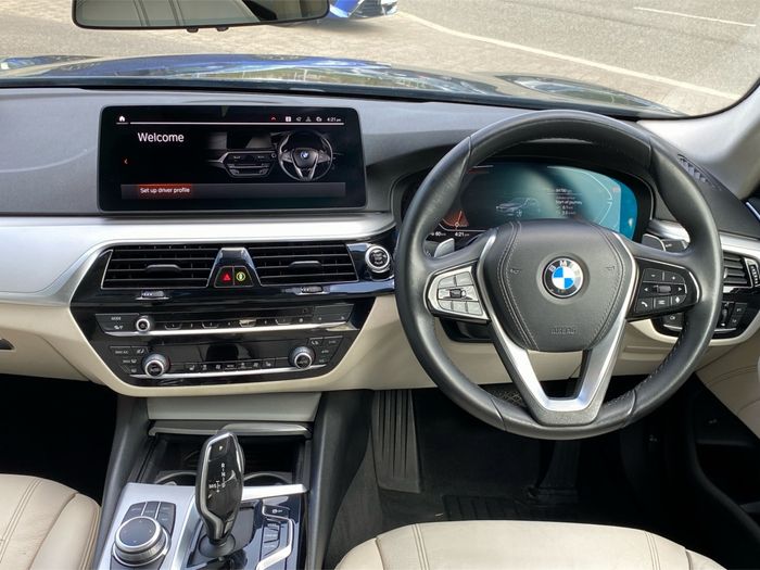 BMW 5 Series 2022