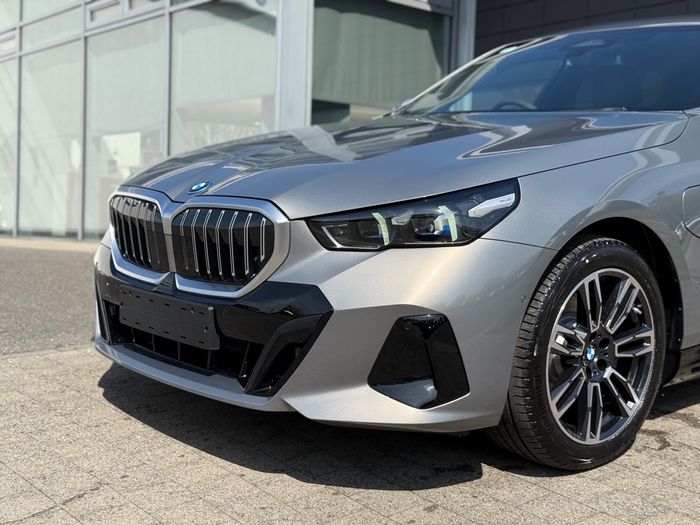 BMW 5 Series 2026