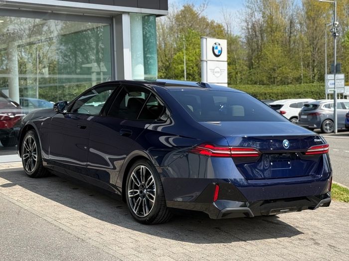 BMW 5 Series 2026