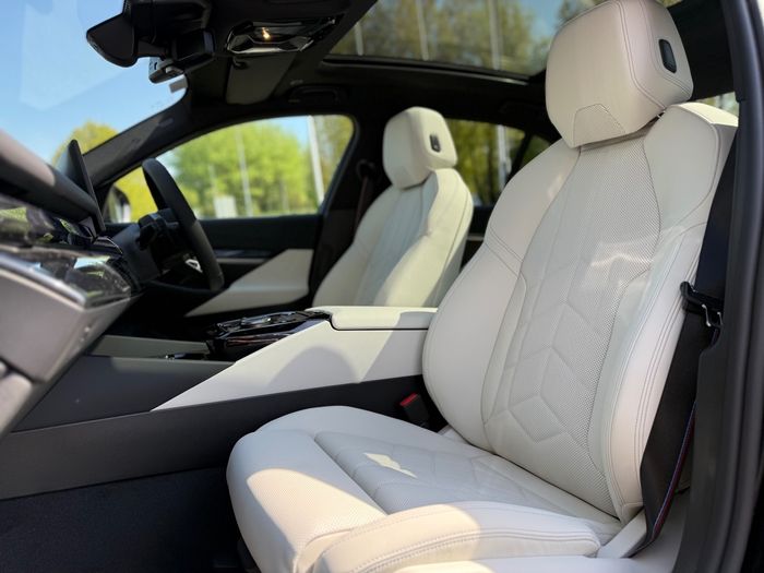BMW 5 Series 2026