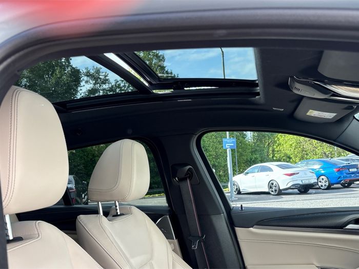 BMW X4 2023