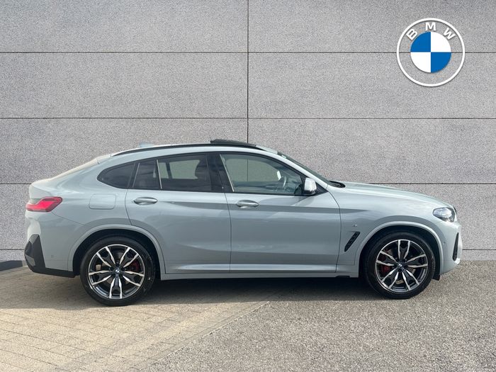 BMW X4 2023