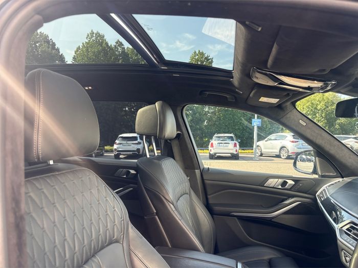BMW X7 2020