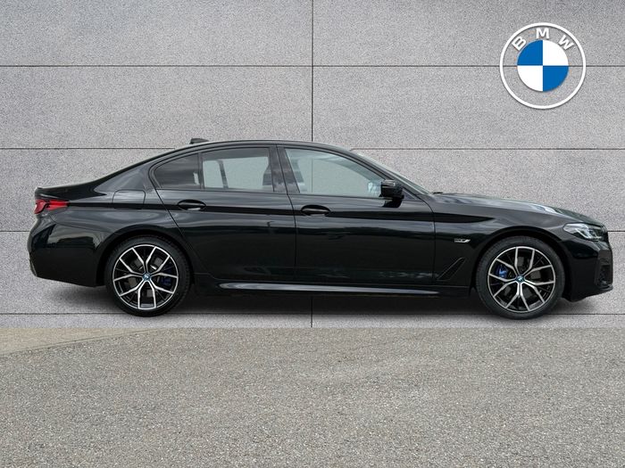 BMW 5 Series 2023