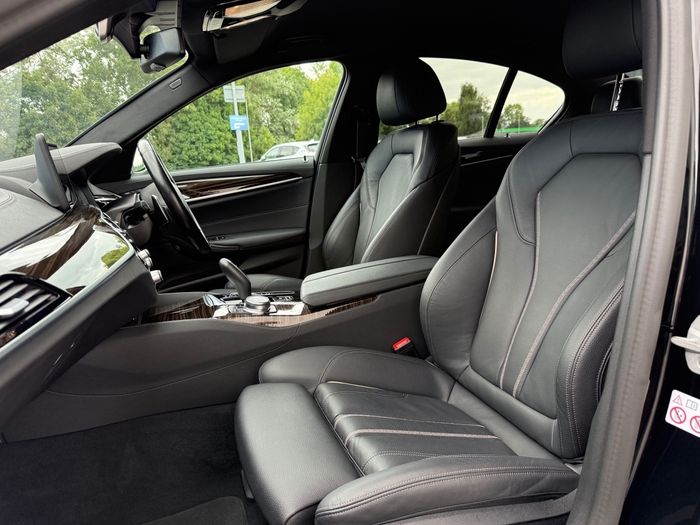 BMW 5 Series 2023