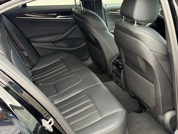 BMW 5 Series 2023