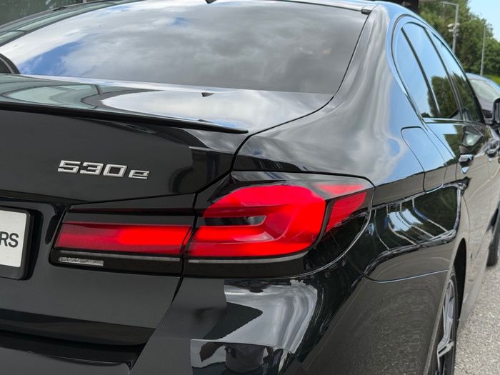 BMW 5 Series 2023