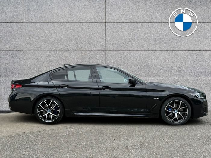 BMW 5 Series 2023