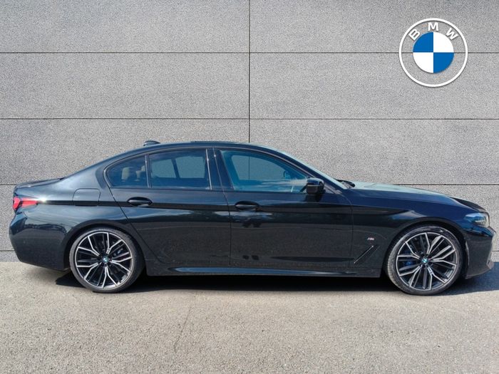 BMW 5 Series 2022