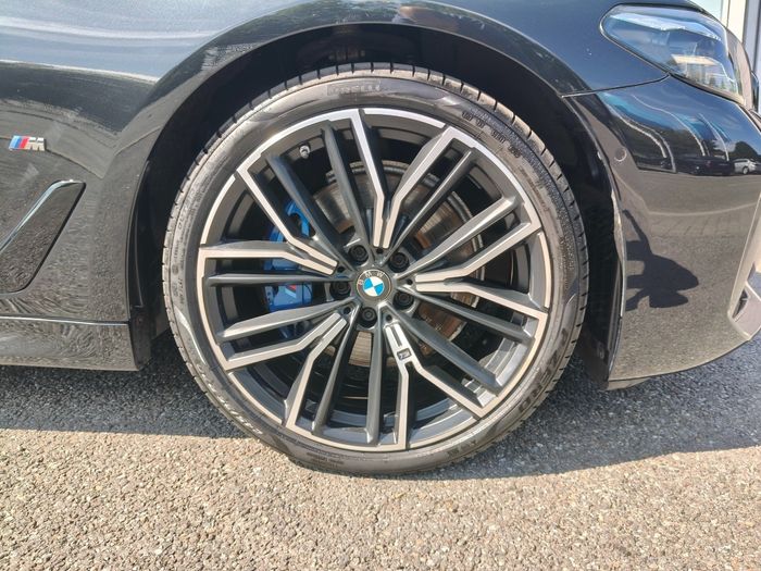 BMW 5 Series 2022