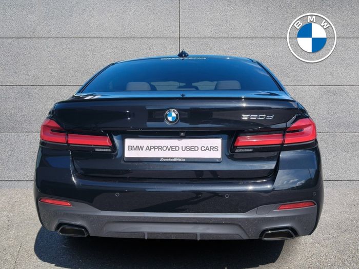 BMW 5 Series 2022