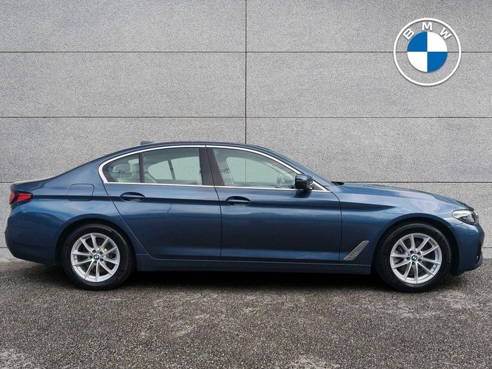 BMW 5 Series 2023