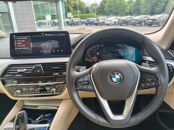 BMW 5 Series 2023