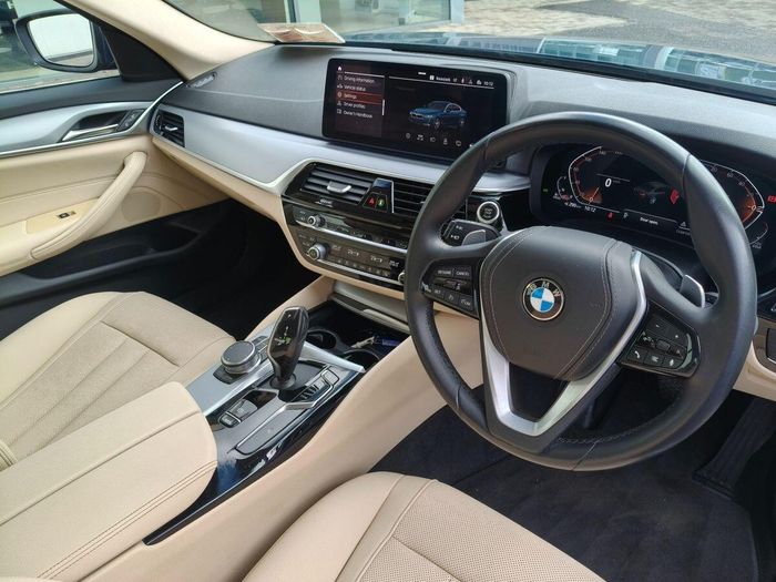 BMW 5 Series 2023