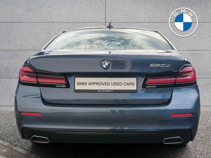 BMW 5 Series 2023