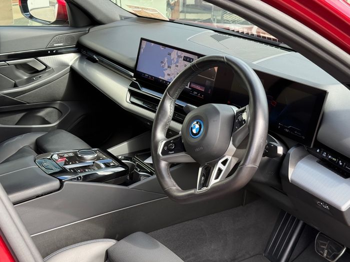 BMW 5 Series 2024