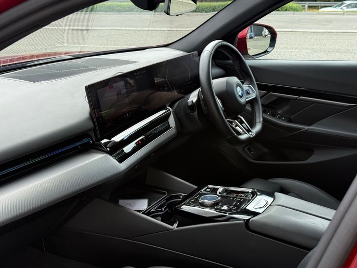BMW 5 Series 2024