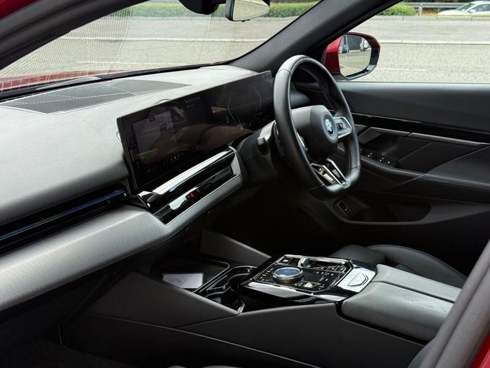 BMW 5 Series 2024