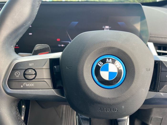 BMW iX1 2026