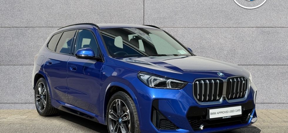 BMW iX1 2023