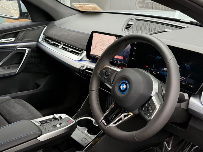 BMW iX2 2026