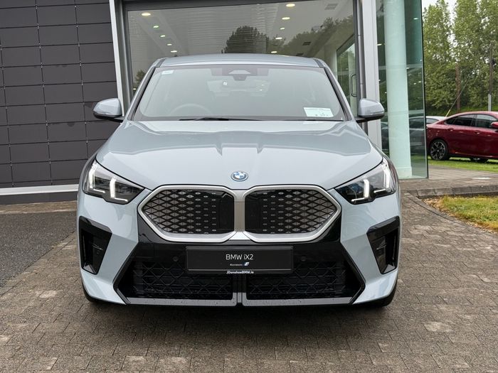 BMW iX2 2026