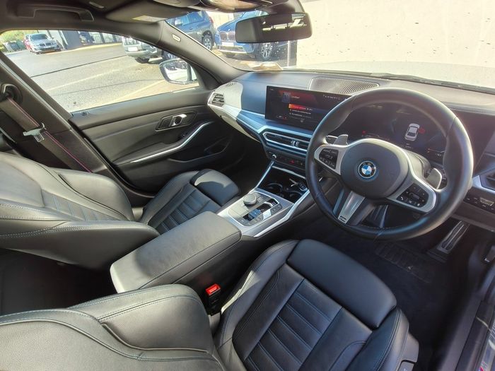 BMW 3 Series 2024