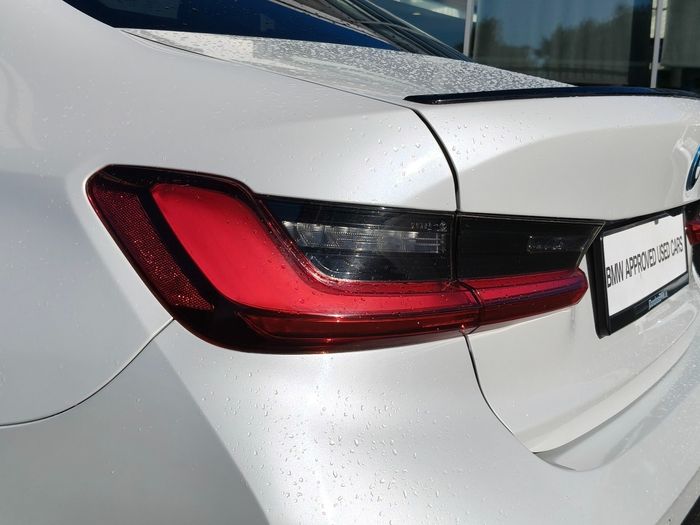BMW 3 Series 2024