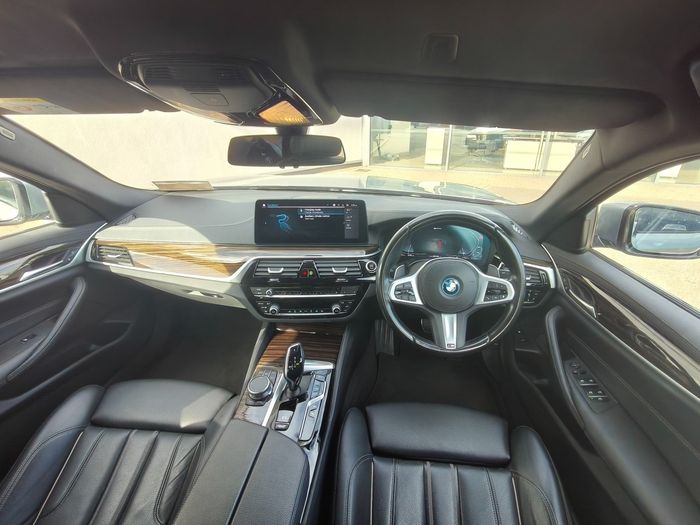 BMW 5 Series 2023