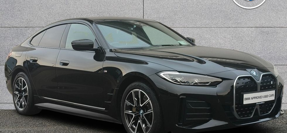 BMW i4 2023
