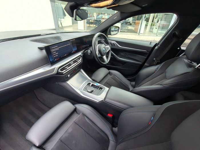 BMW i4 2023