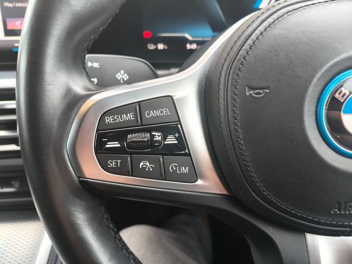 BMW i4 2023
