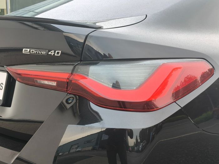 BMW i4 2023