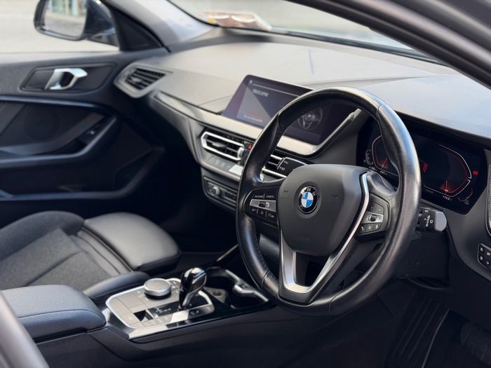 BMW 1 Series 2024