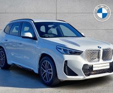 BMW iX1 2024