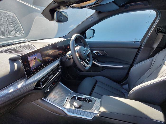 BMW 3 Series 2025